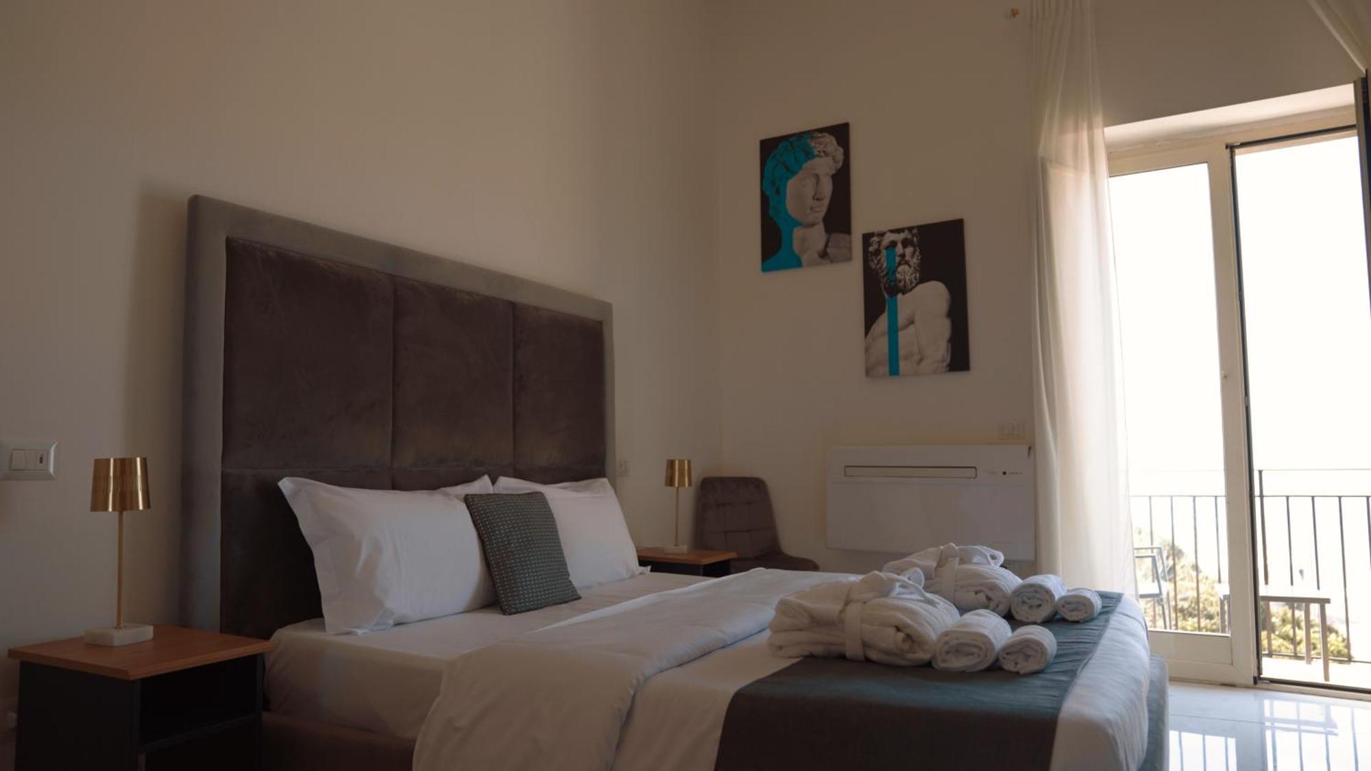 Naro Suites And Rooms Bacoli Exterior photo