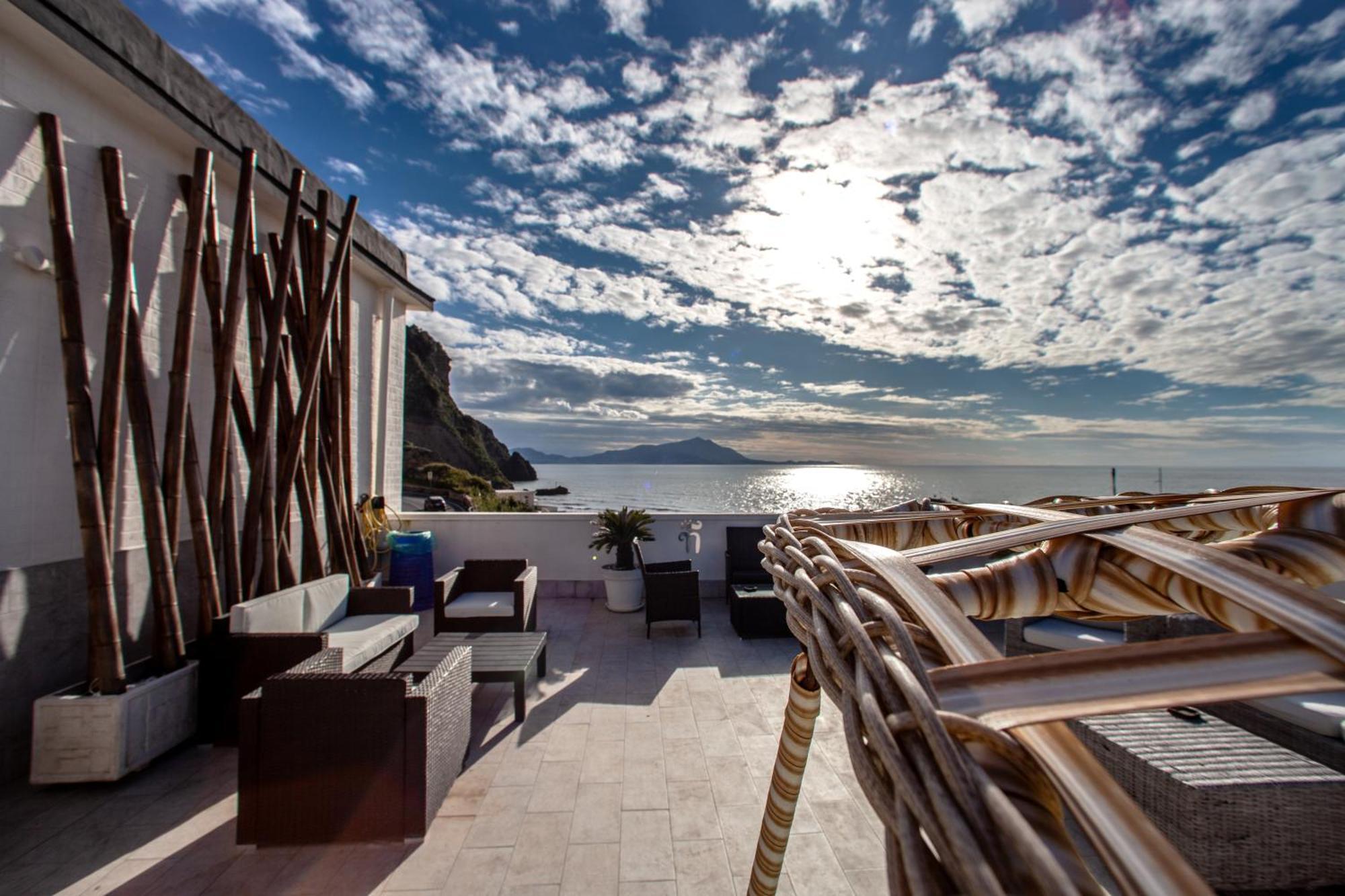 Naro Suites And Rooms Bacoli Exterior photo